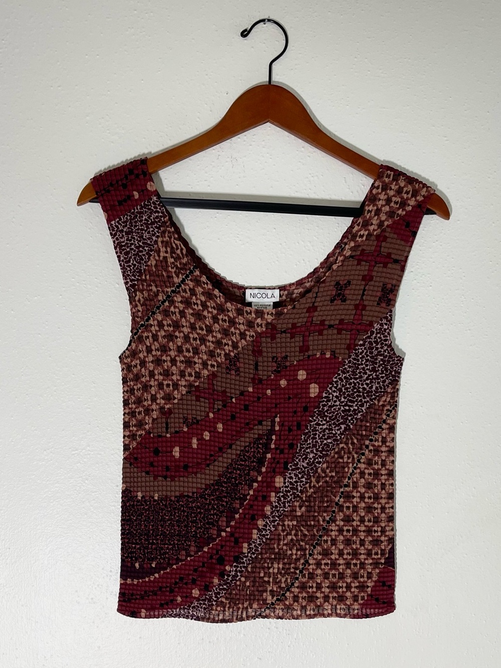 Y2K / 90s Whimsical Grunge NICOLA Abstract Plissé Crinkle Sleeveless Tank Top